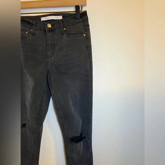 Tinseltown Women's Black Jeans - Picture 3 of 4